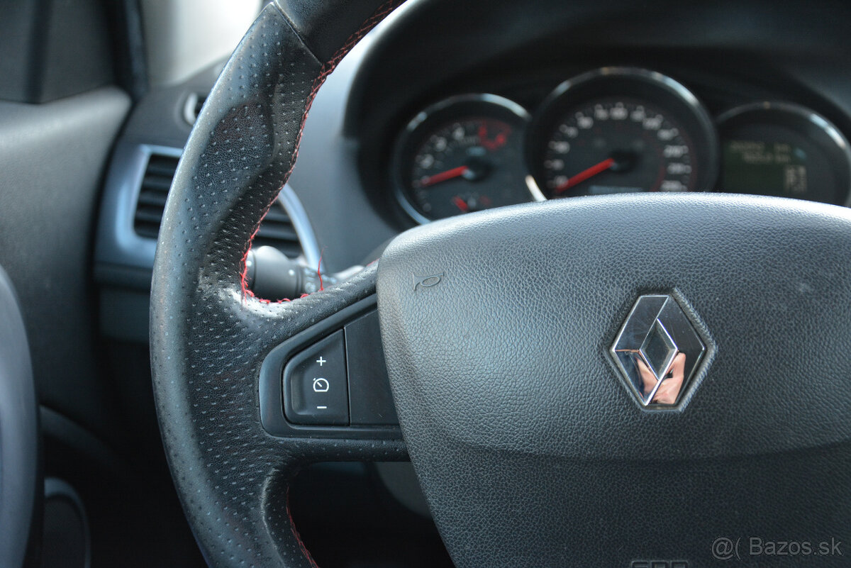 Renault Mégane Coupé 1.5 DCi GT - 9