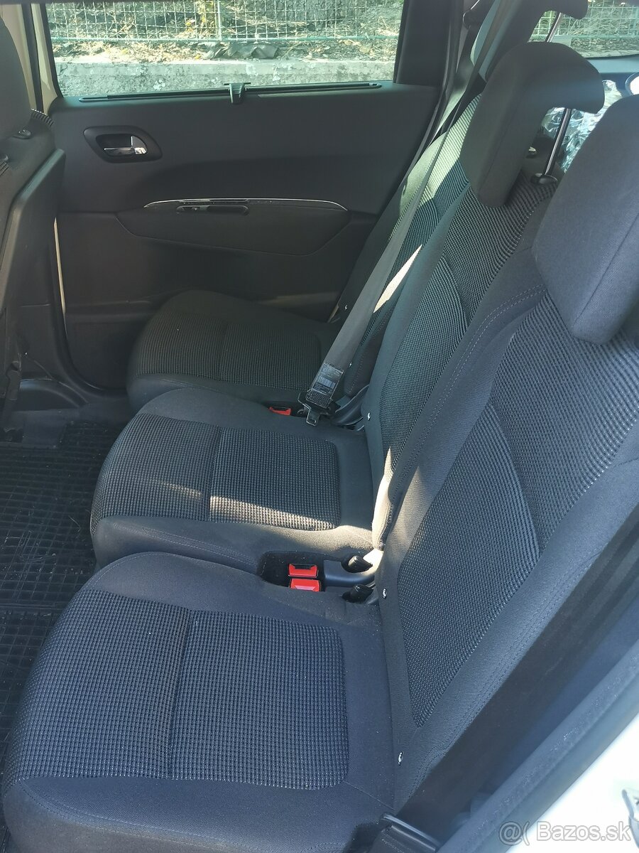 Peugeot 5008 automat - 9