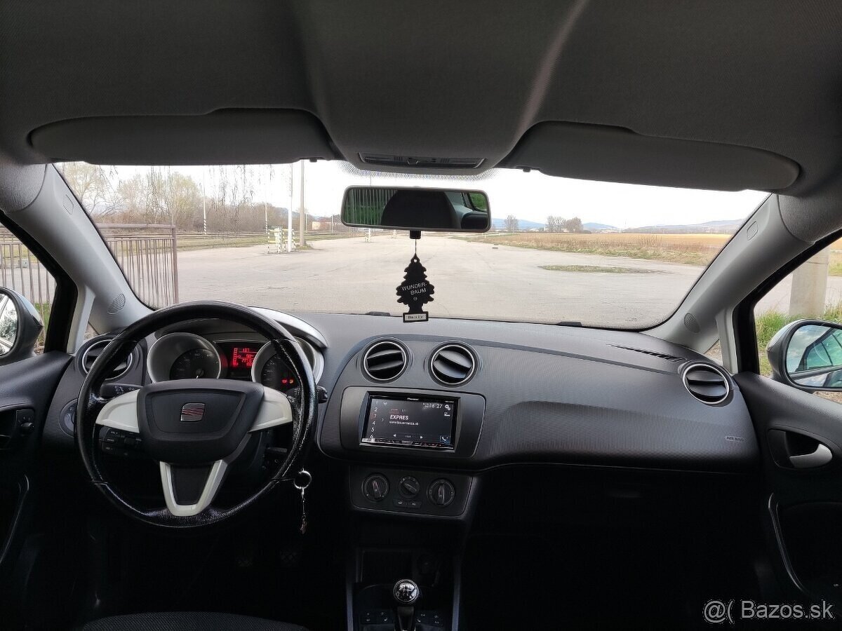 Seat Ibiza 1,6i 16v benzín 77kw Stile - 9