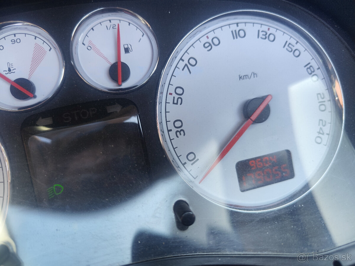 PEUGEOT 307CC - 9