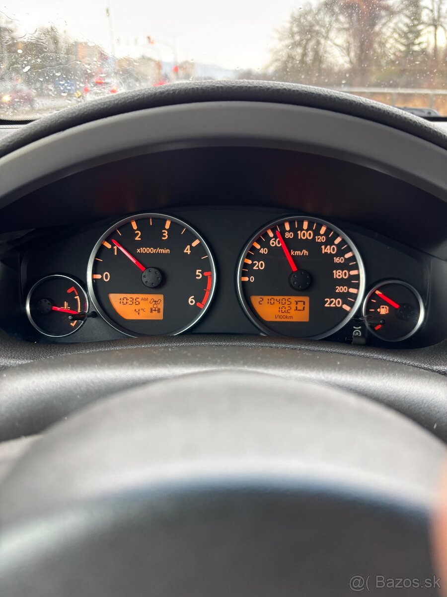 Nissan Pathfinder - 9