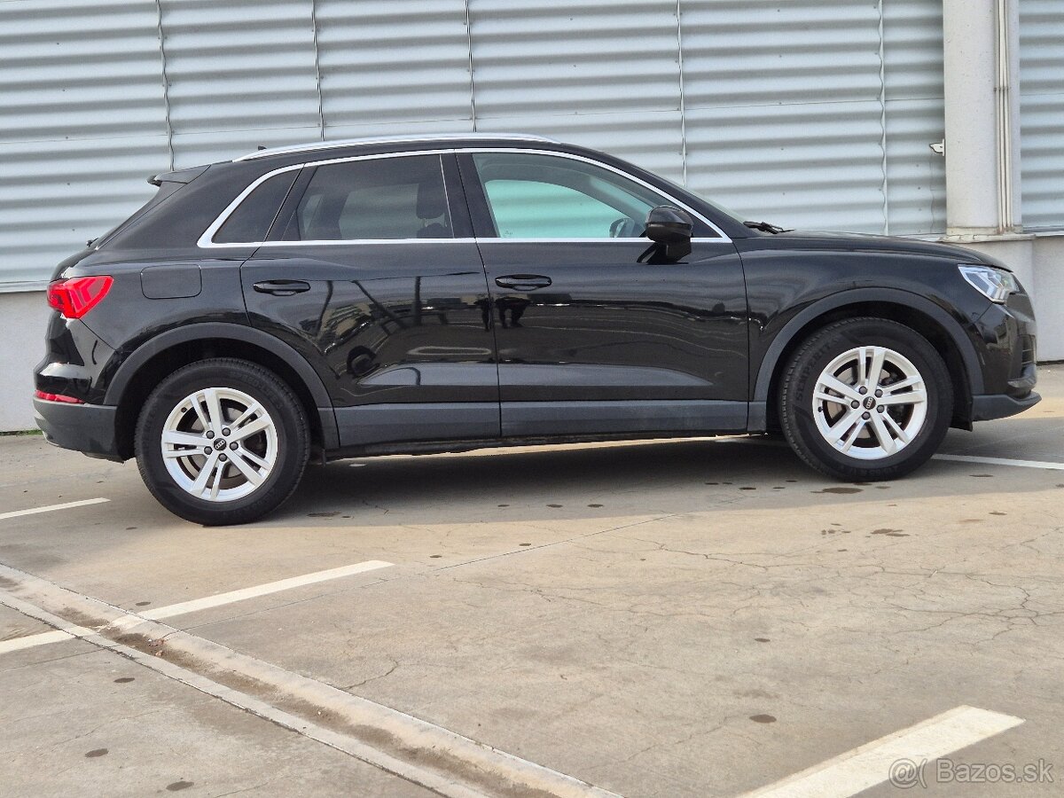 Audi Q3 2022 35 TDI S-Tronic - 9