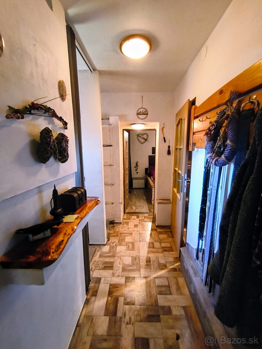 Menší rodinný dom v obci Lesíček -20 km od mesta Prešov - 9