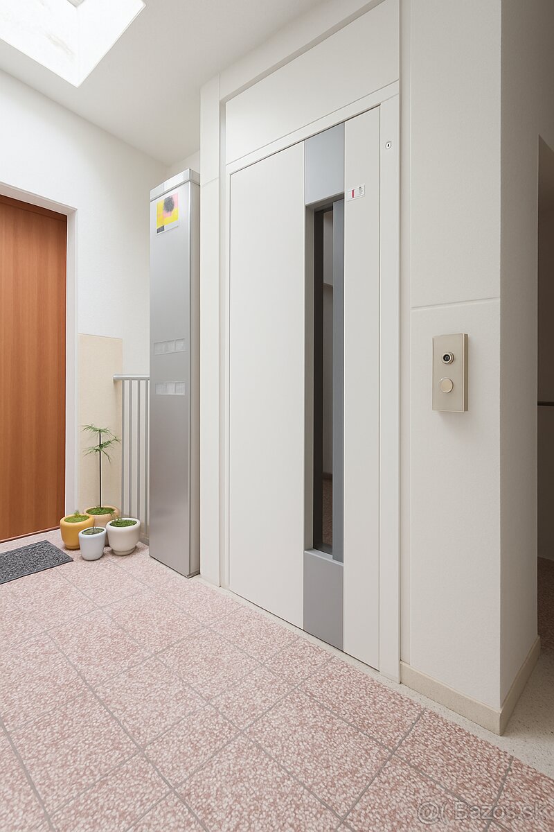 tenus reality: Garsónka v centre Myjavy - 9