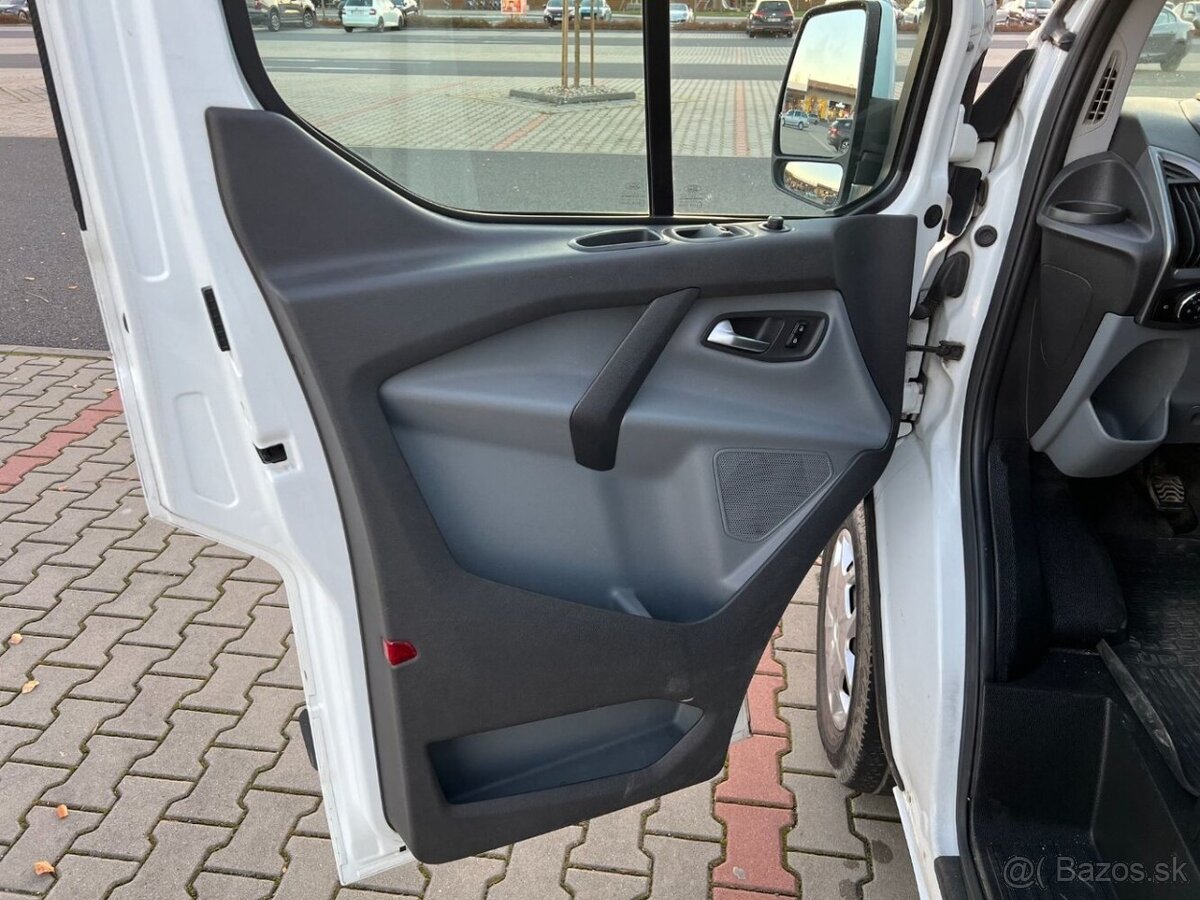 Ford Transit Custom 2.0 TDCi 96kw long 9míst lůžko - 9