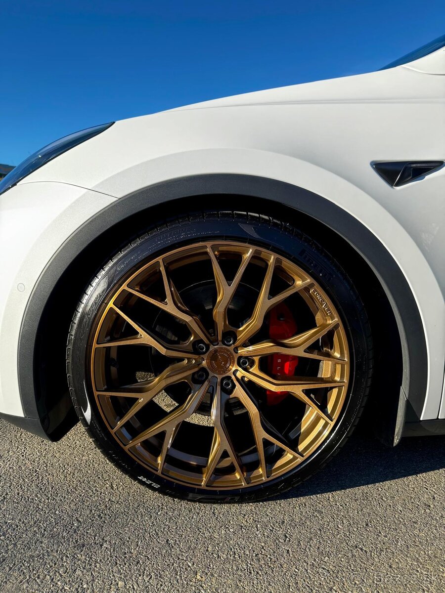 Tesla Model Y Performance 4x4 Plná Záruka 57t km Odpočet DPH - 9