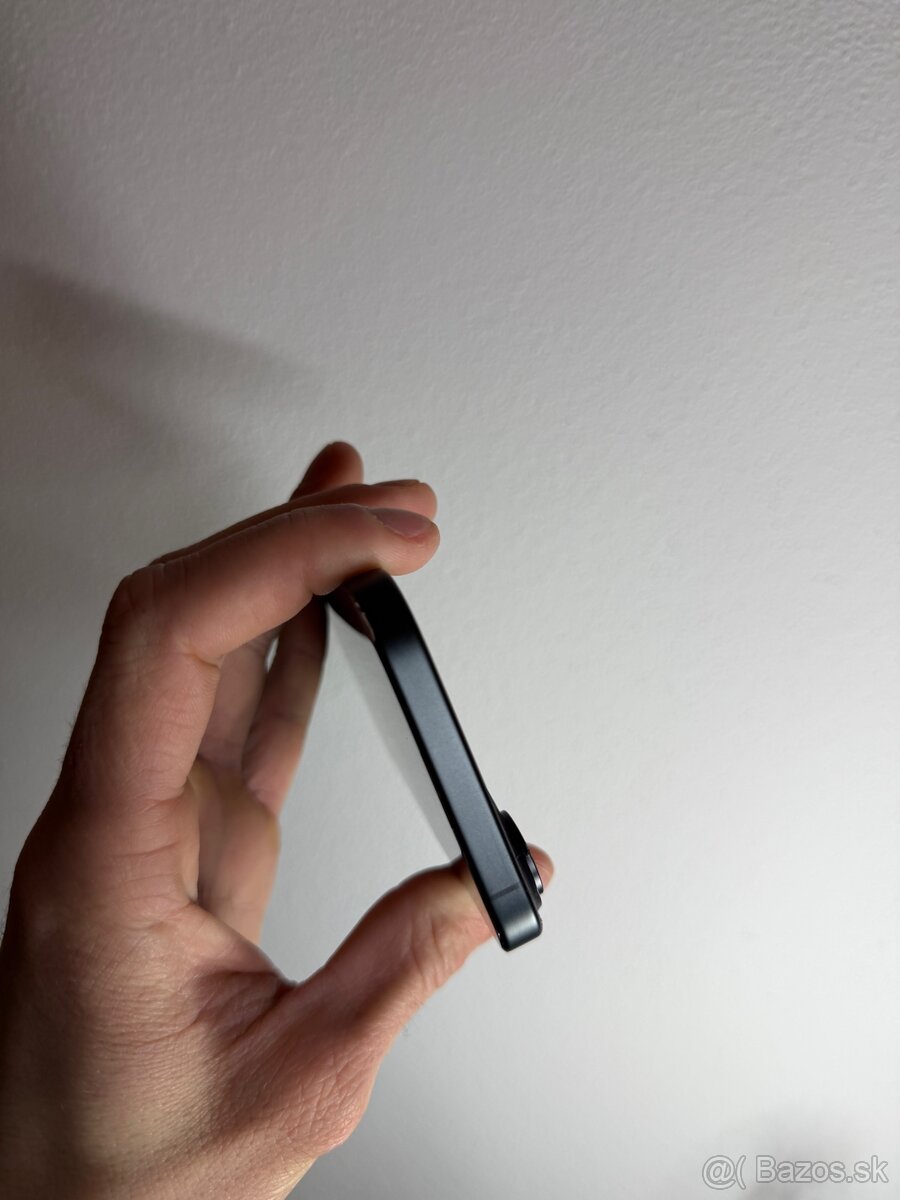 Apple iPhone 16 128 GB Black - 9