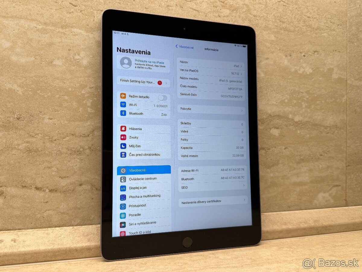 Apple iPad 5 32GB Wi-Fi, Space Gray - 9