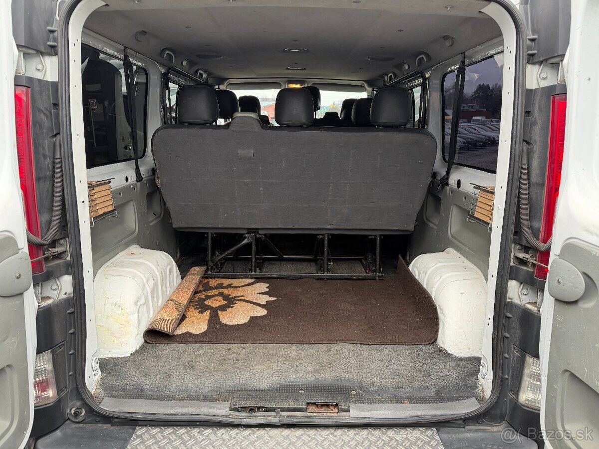 Renault Trafic 2.0 dCi 115 k L2P2 Passenger – 9 miest - 9