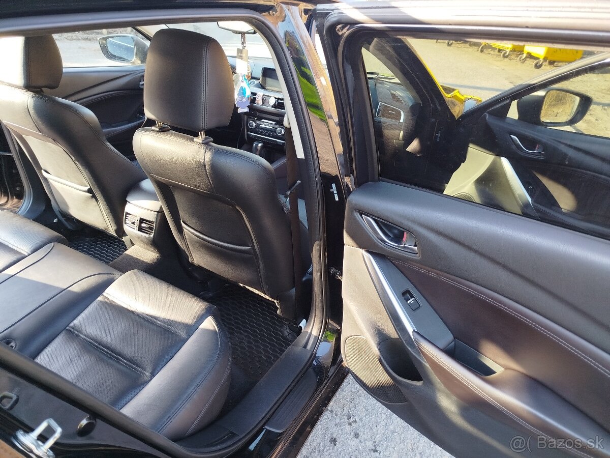 Mazda 6 Vagon 4x4 - 9