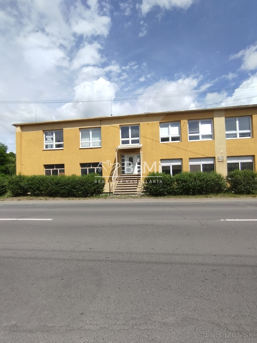 Kancelársky/prevádzkový priestor na prenájom-Lučenec - 9