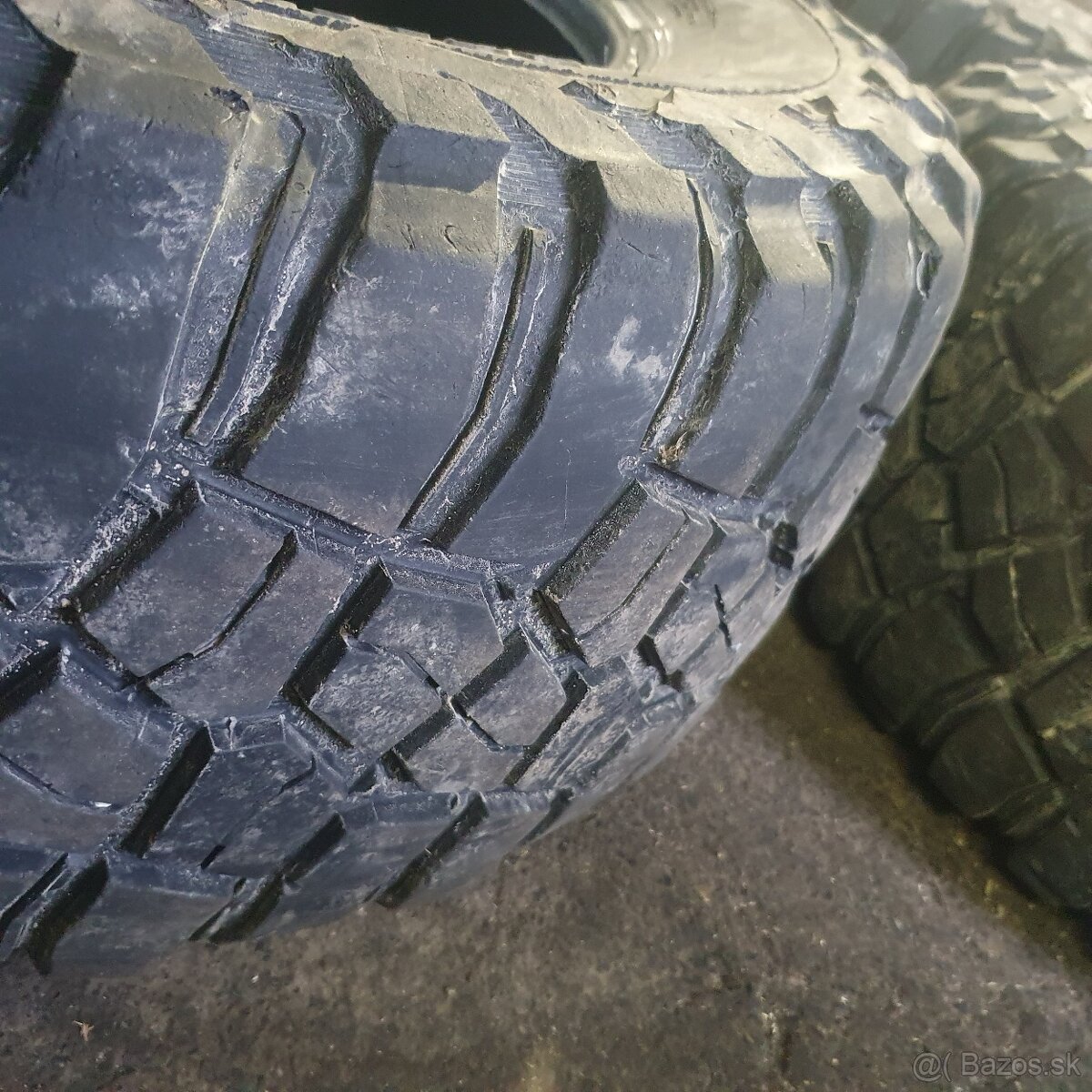Predám BFgoodrich 265/65 R 17 - 9