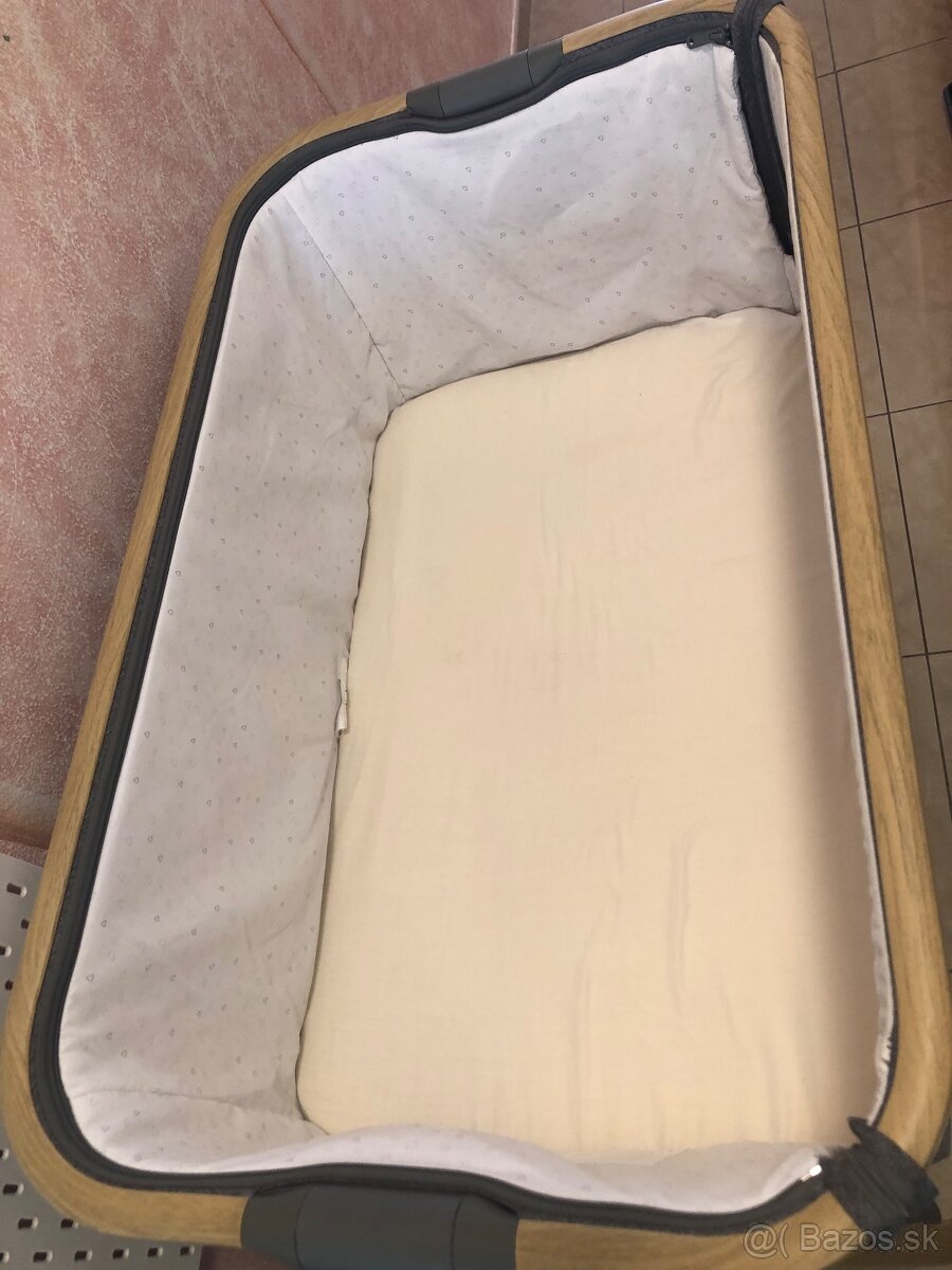 Cestovná postielka - 9