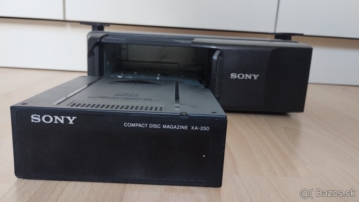 Predám 10 CD menič Sony CDX-605 - 9