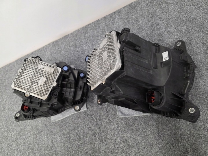 Land Rover Defender predne sveta led L8B2-13W - 9