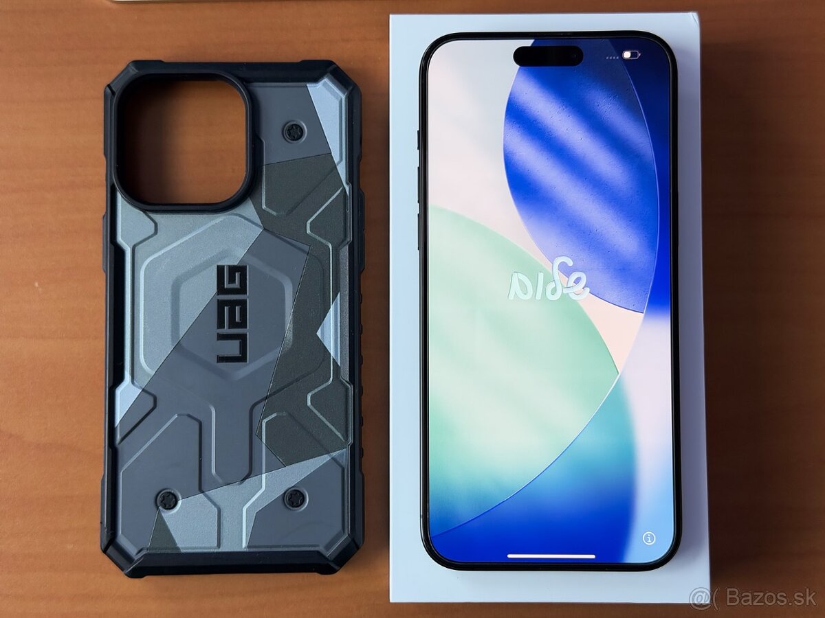 Apple iPhone 15 Pro Max 256GB Black Titanium - 9