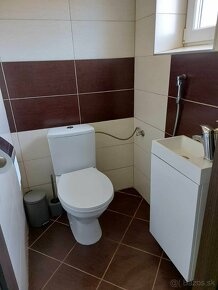 VýMENA alebo PREDAJ 2-generačného domu - 9