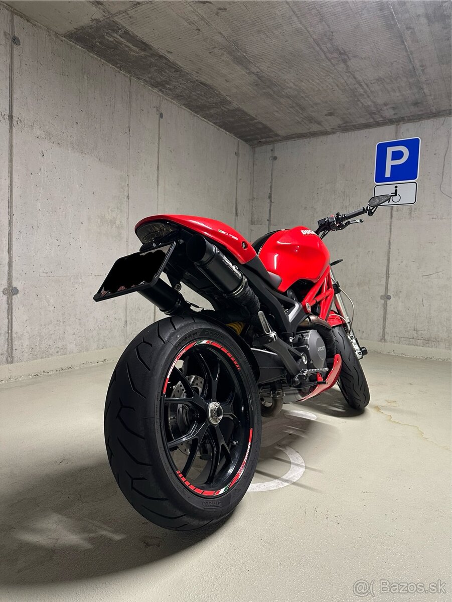 Ducati Monster 796 bez ABS - 9