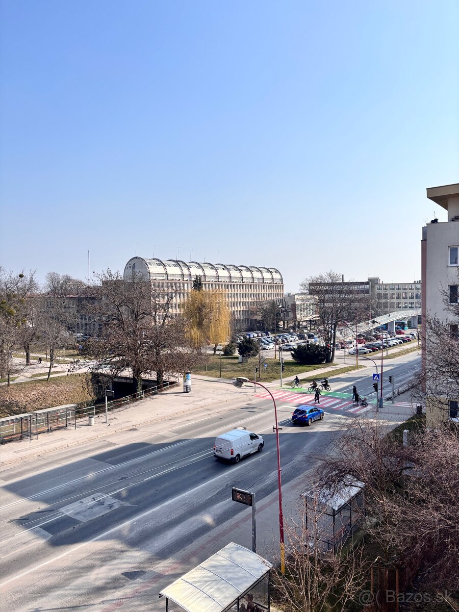 REZERVOVANÉ |TREEF Na predaj 2-izbový byt – Hospodárska - 9