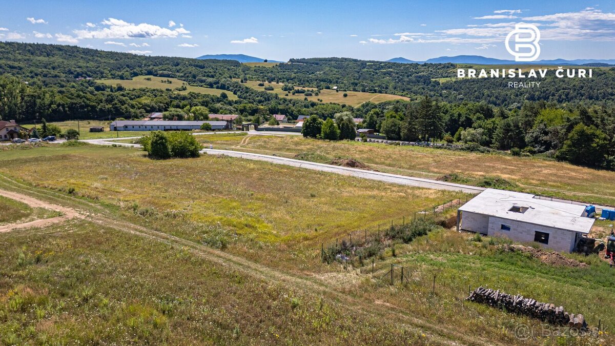 Nová cena. Predaj, stavebný pozemok, rozloha 1032 m2, obec P - 9
