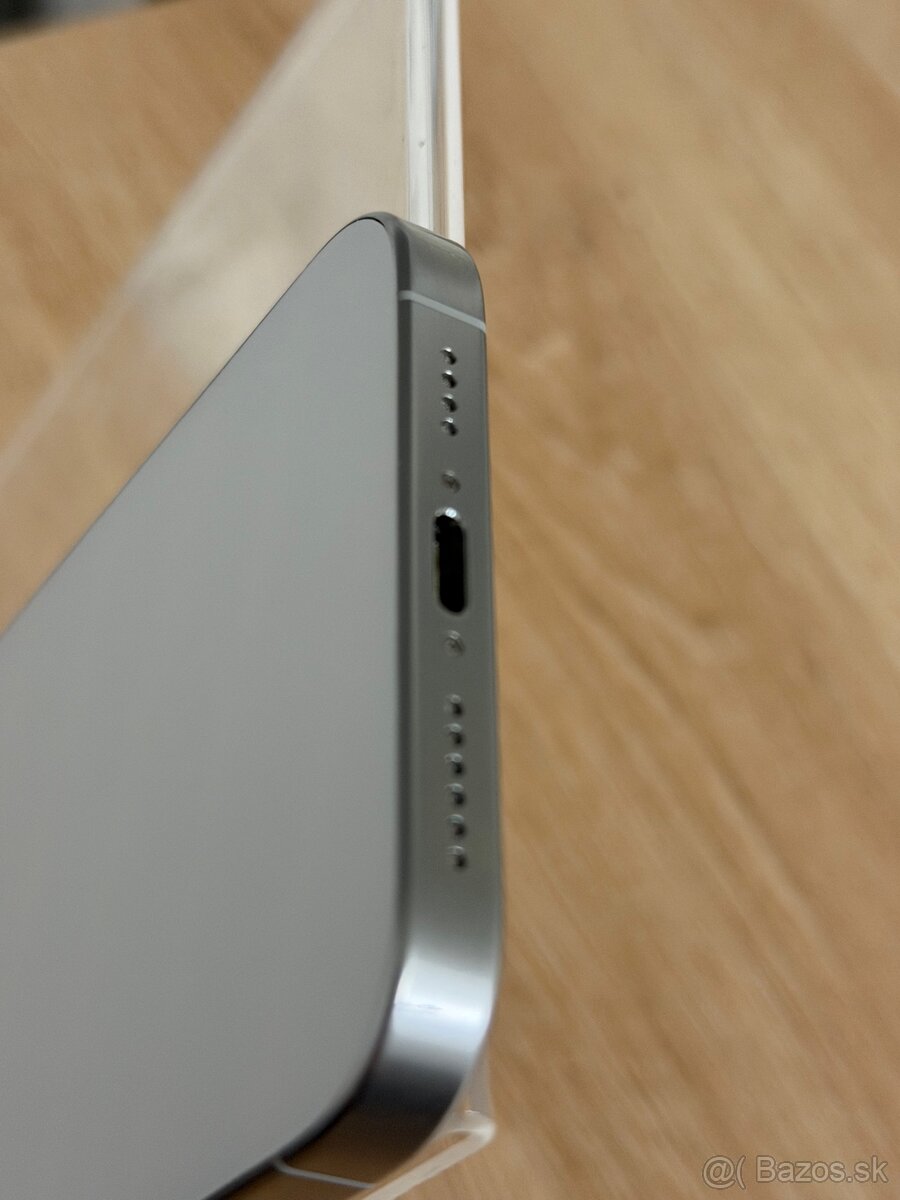 Dobrý deň Ponúkam na predaj iPhone 16 PRO MAX 256GB White - 9