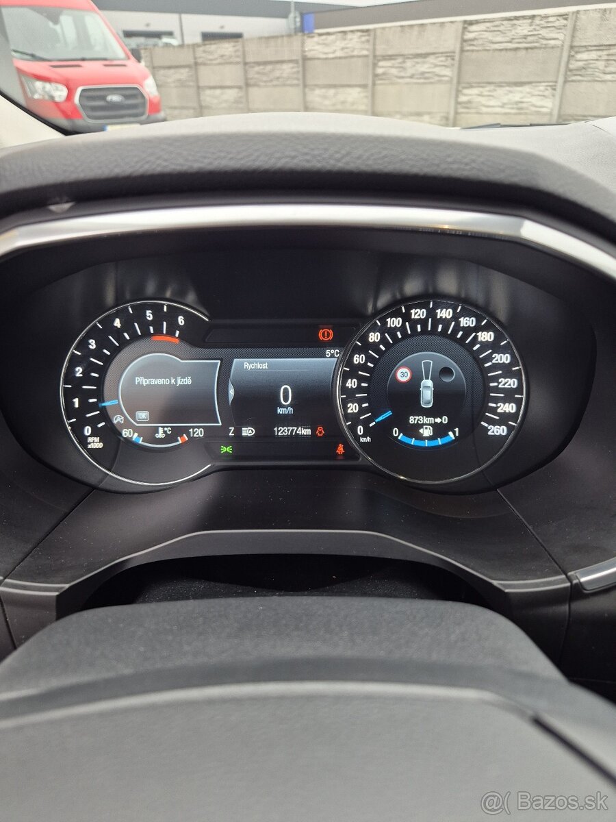 S-MAX 2,0 TDci 140Kw 7-miestne, webasto, manuál - 9