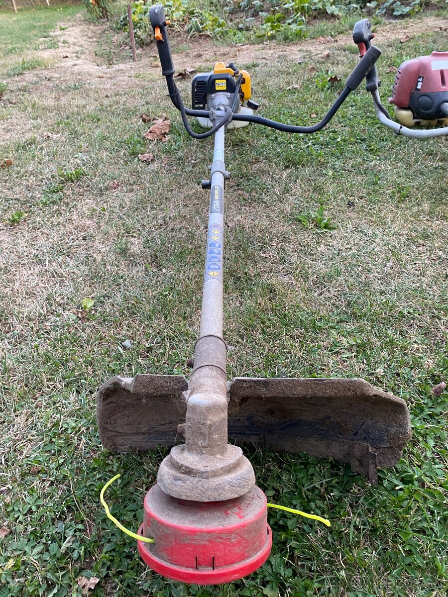 Krovinorezy Grizzly a Stiga - 9