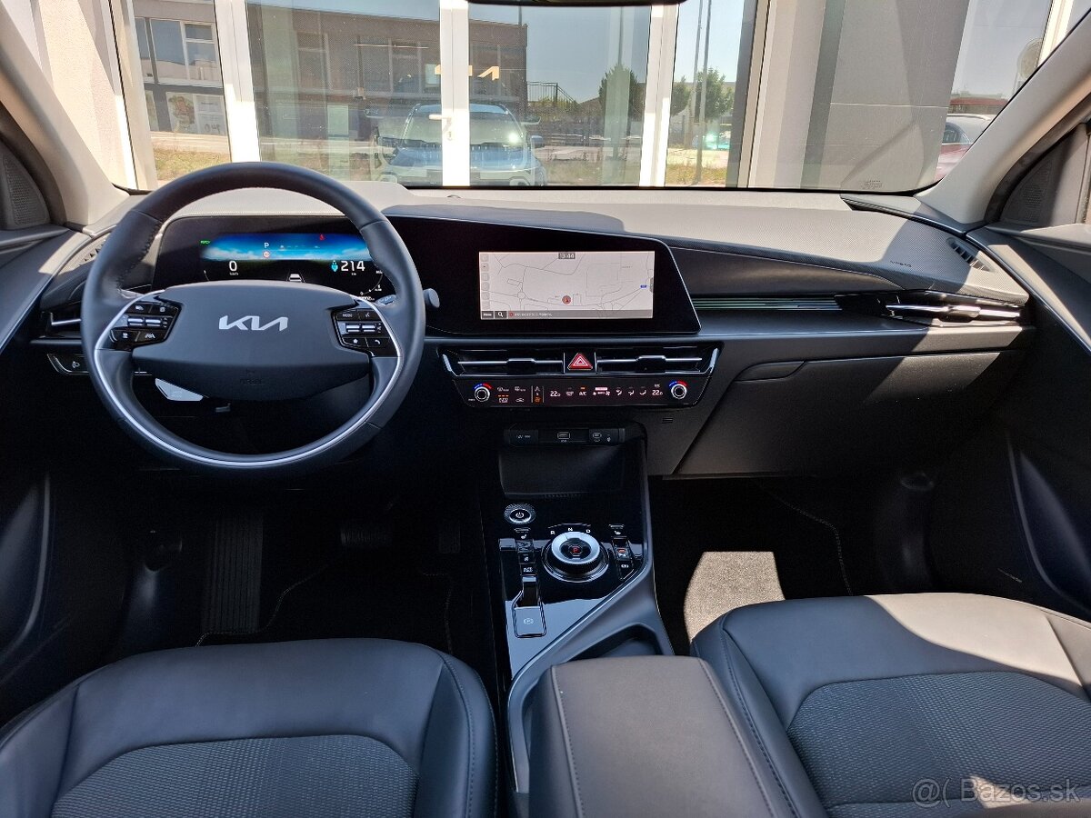 KIA Niro EV 64,8 kW/h GOLD, TECH PACK - 9