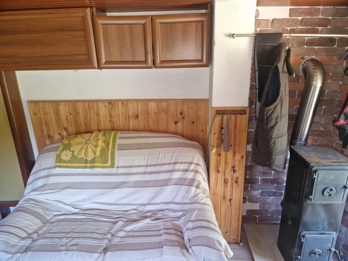 Na predaj murovanú chatu so záhradou v meste Prievidza. - 9