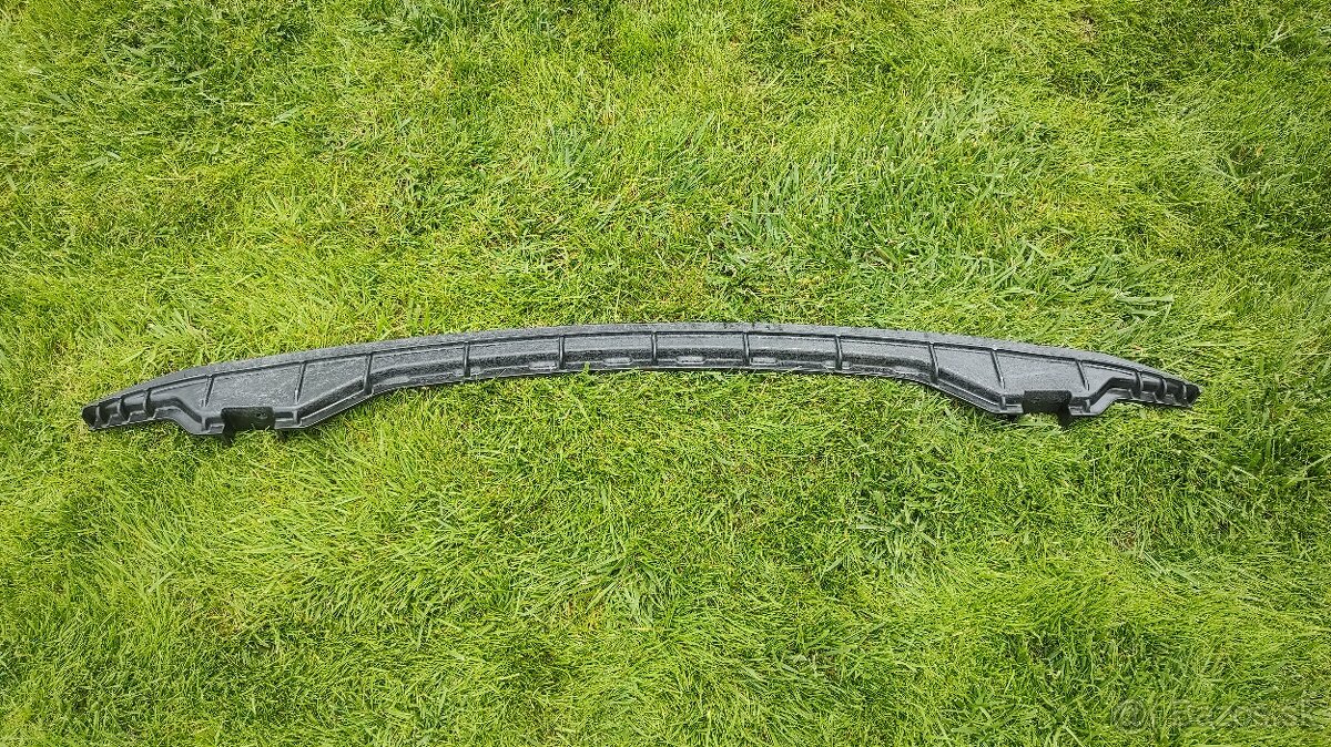 Kia Sportage 5 V a Kia Rio 4 IV - vystuha naraznik celo - 9