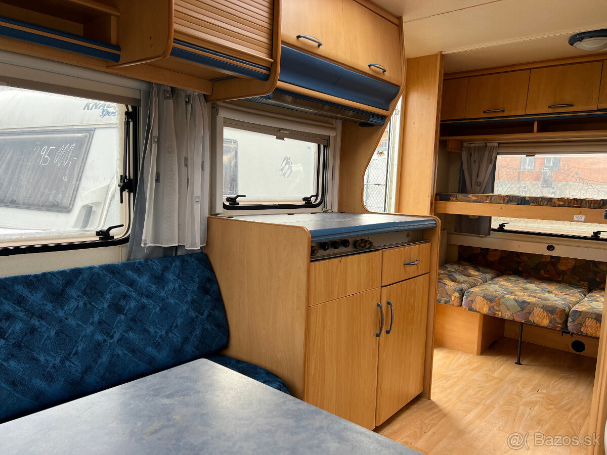 Karavan Hobby De Luxe 400-Palanda, váha 980kg pov. - 9