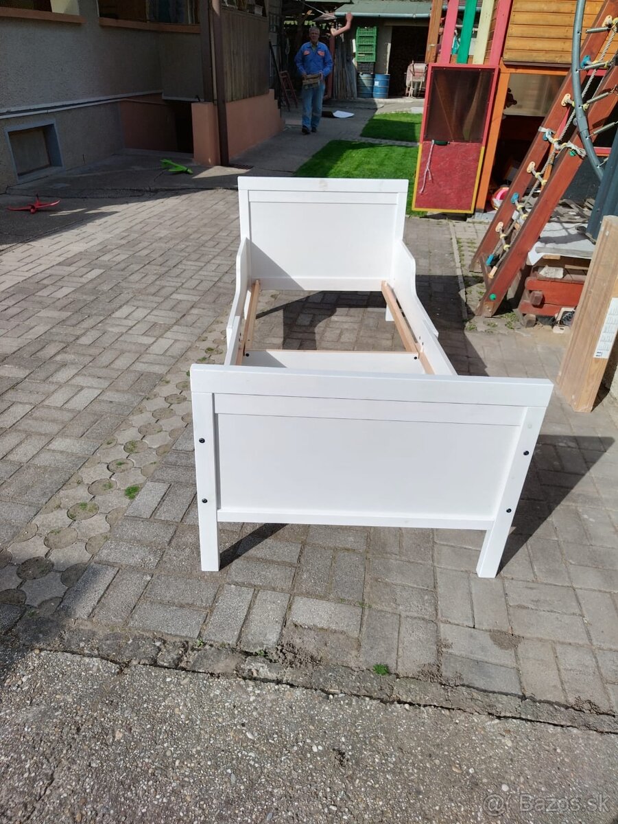 Rastúca postel pre deti Sundvik - 9