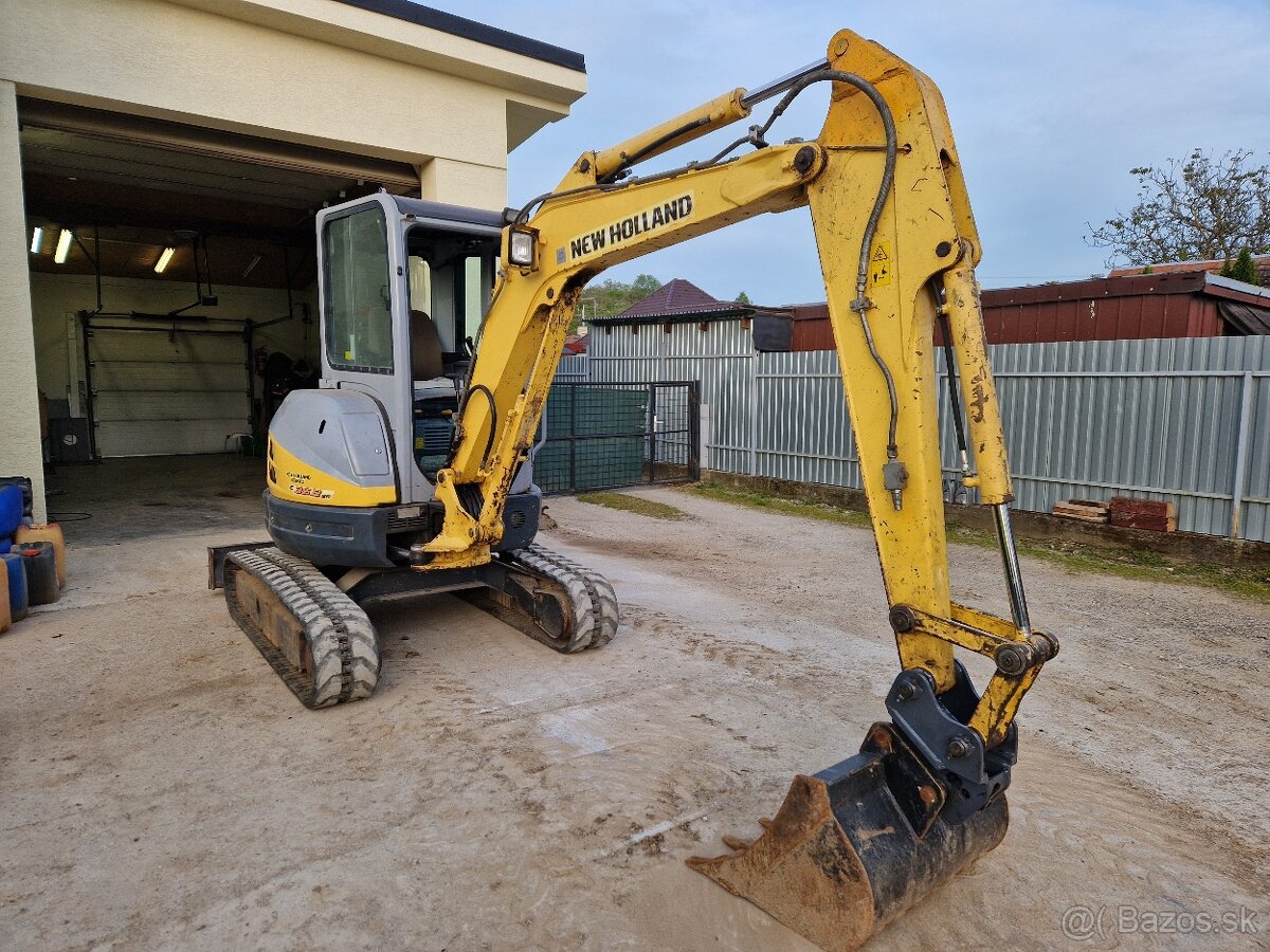 New Holland-Kobelco - 9