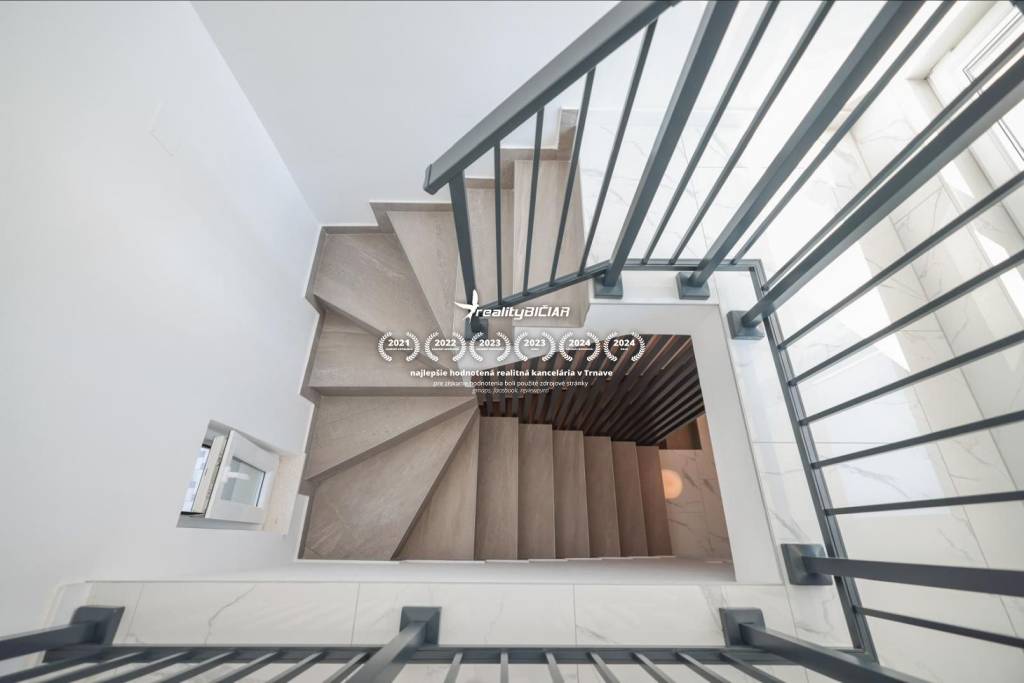 PRIVLAKA - Radový dom - predaj - 9