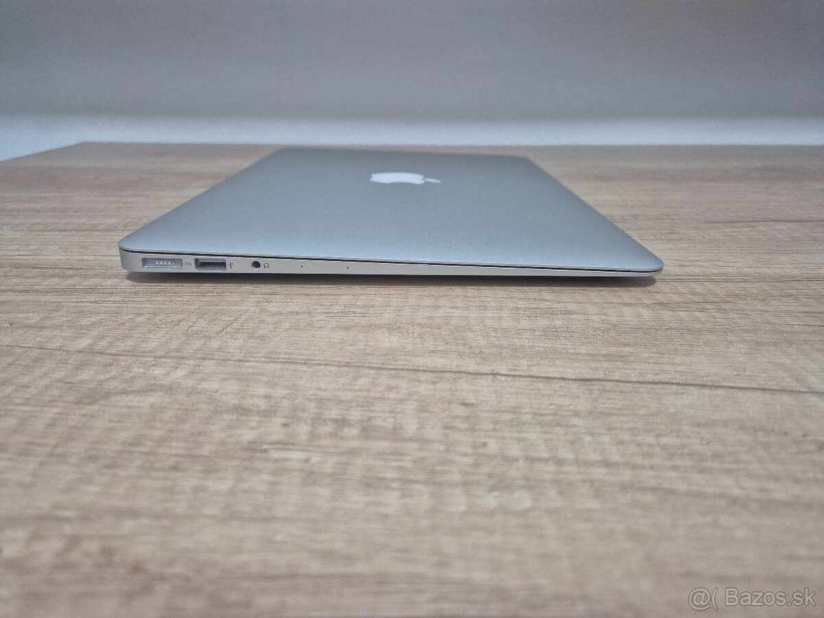 MacBook Air (13-inch, 2017)/Intel Core i5/8GB RAM/128GB SSD - 9