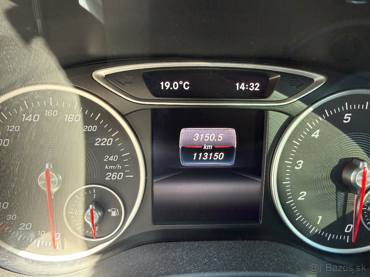 Mercedes-Benz A trieda - 9