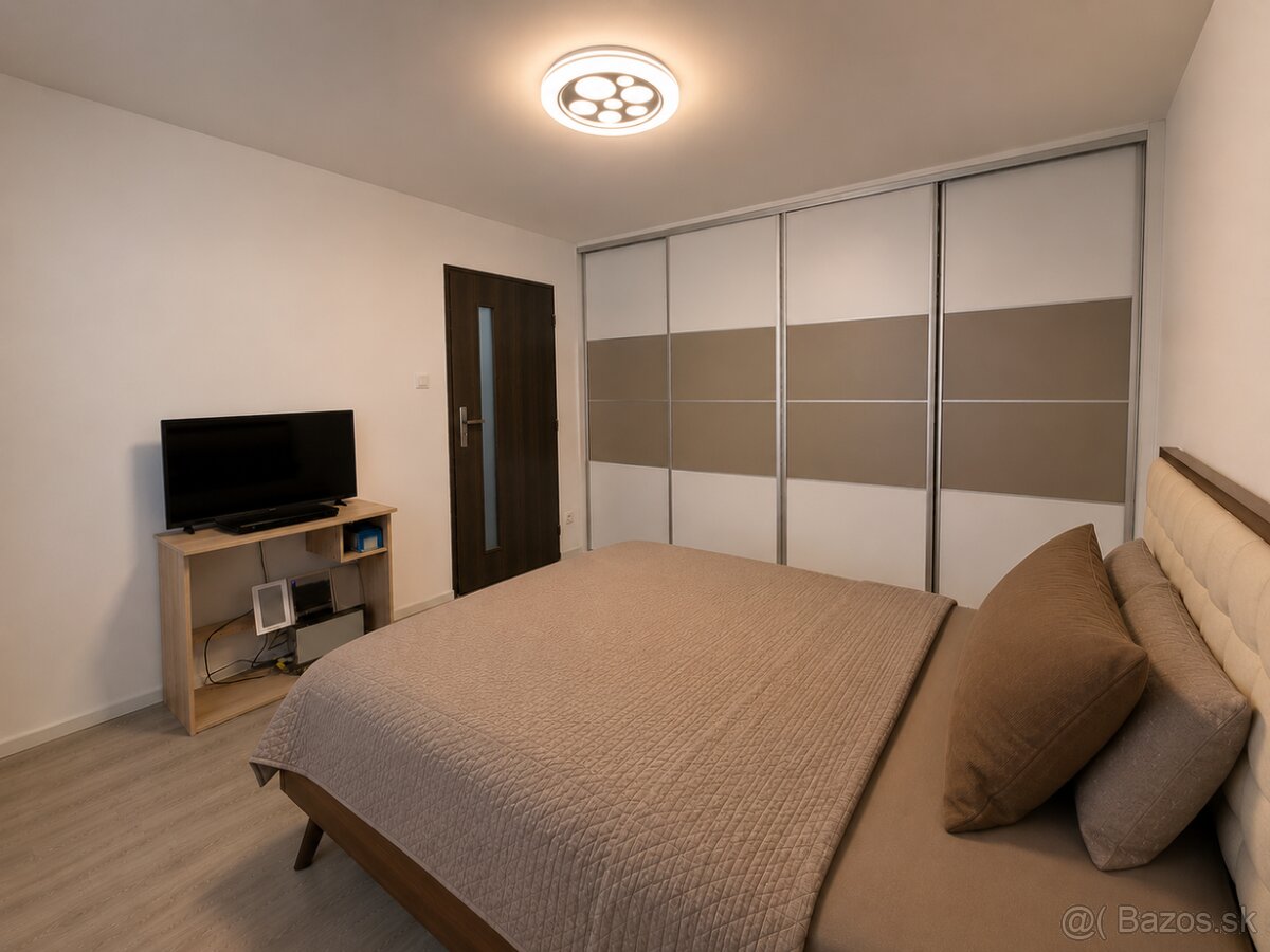 NA PREDAJ - 2 izb. byt Handlová - 9