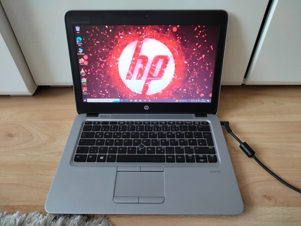 predám 12" HP elitebook / 4-jadrový procesor / 8gb ram / ss - 9
