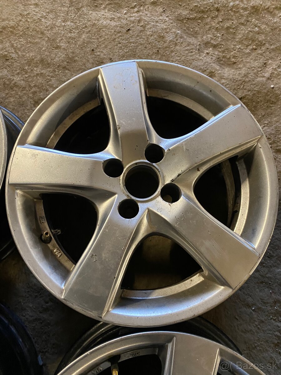 Predám 4x100 r15 6,5j et 35 - 9