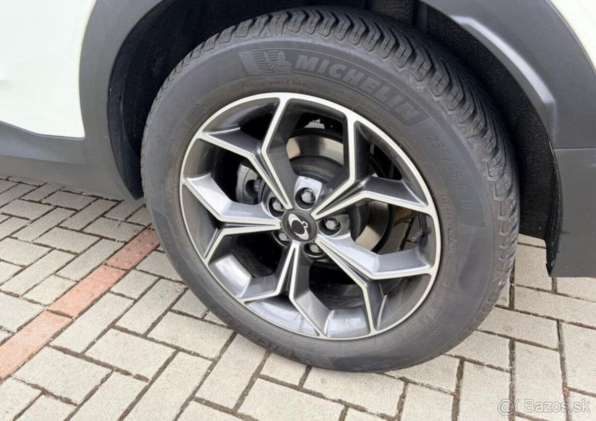 SsangYong Korando 1.5 T-GDI 4x4 A/T STYLE PLUS benzín - 9