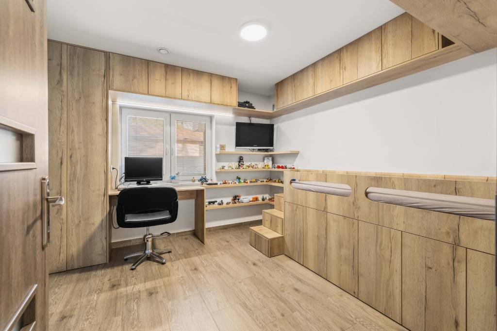 ASSENZIO - EXKLUZÍVNE - 4izbová oáza pokoja pri jazere len k - 9