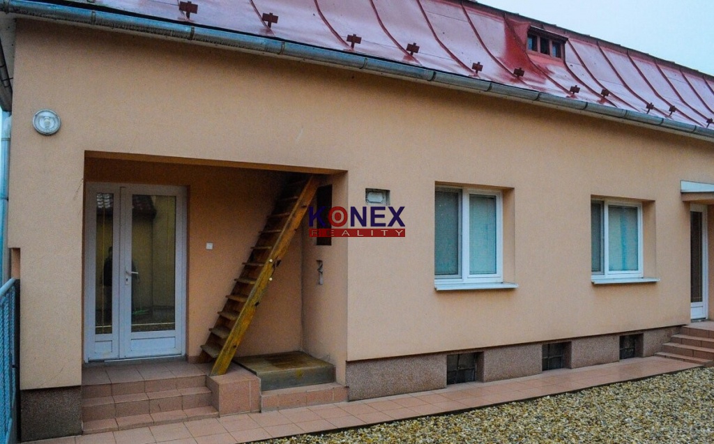 ID-3251 NA PREDAJ – rodinný dom Veľké Kapušany - 9