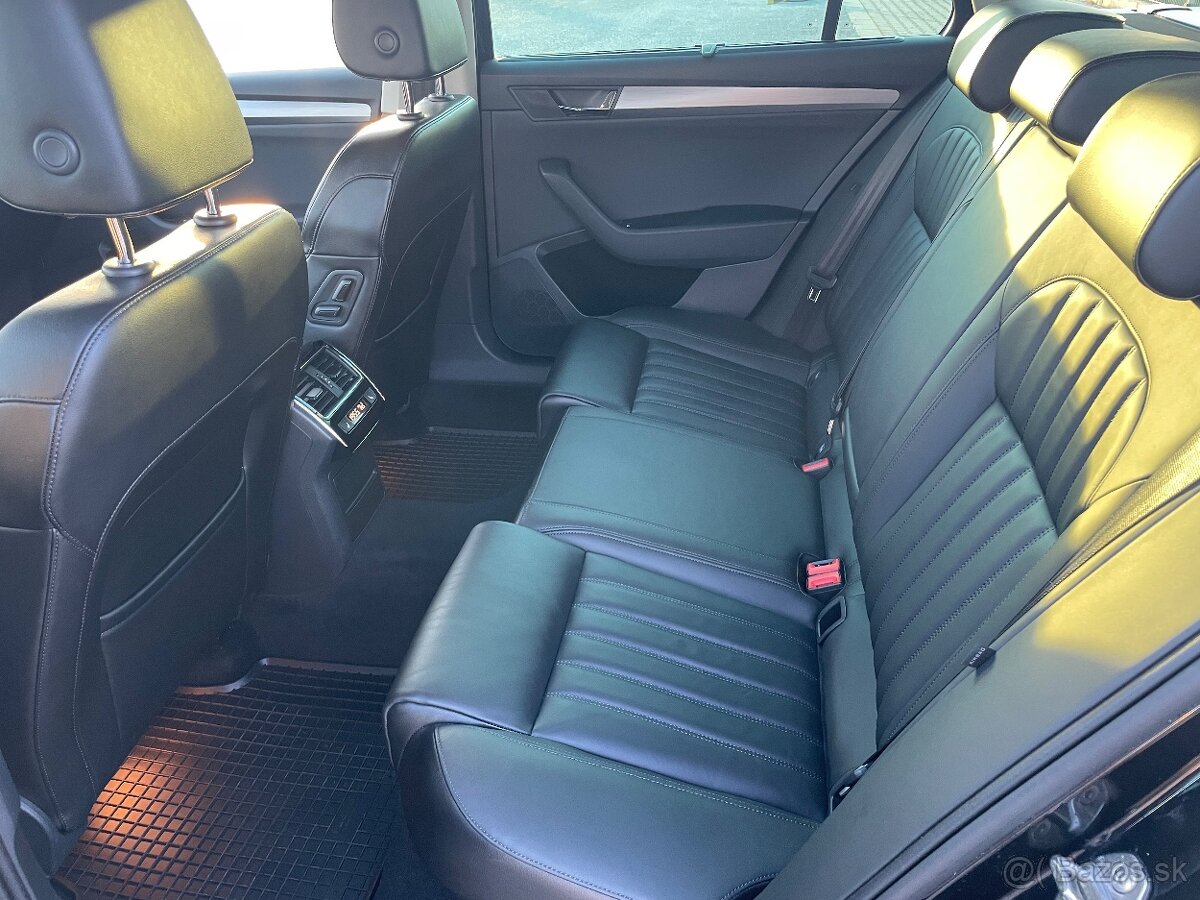 Škoda Superb 3 2018 2.0 TDI STYLE - 9