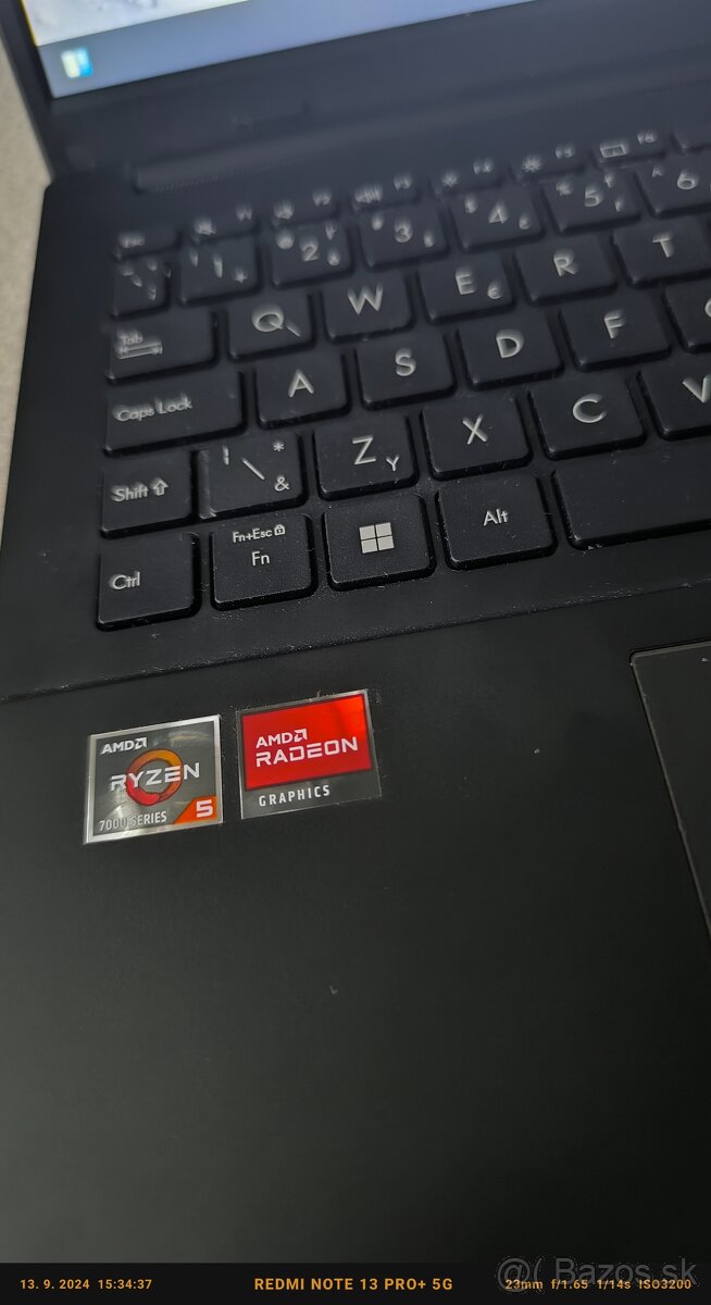 Asus Vivobook E1504FA-BQ615W - 9