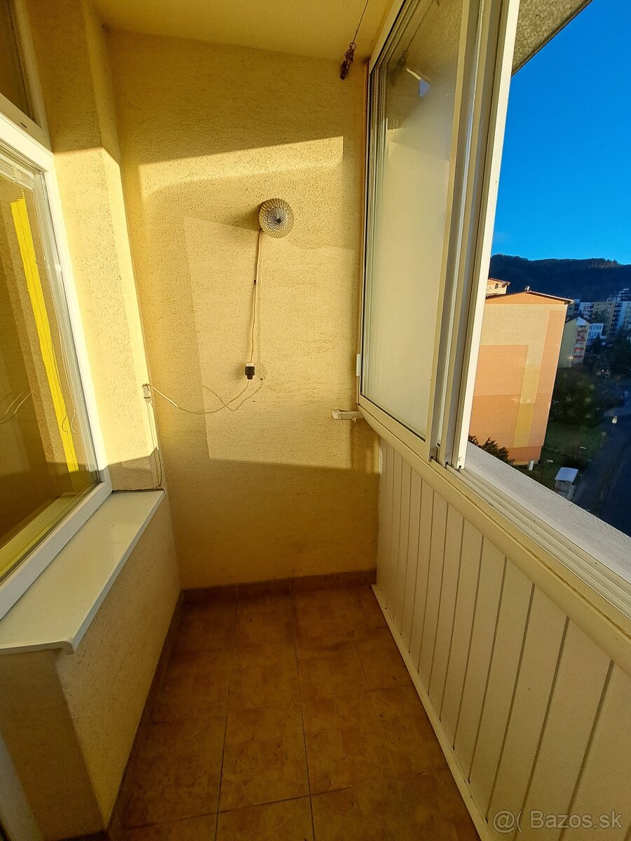 3-izb. byt s loggiou na ul. Jula Horvátha - 9