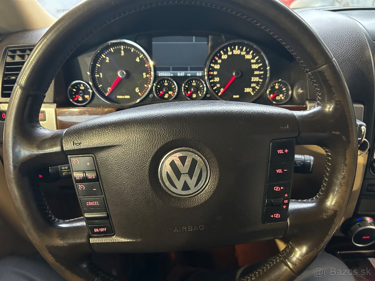 Volkswagen Tuareg 3,0TDI 165 Kw Model 2008 - 9