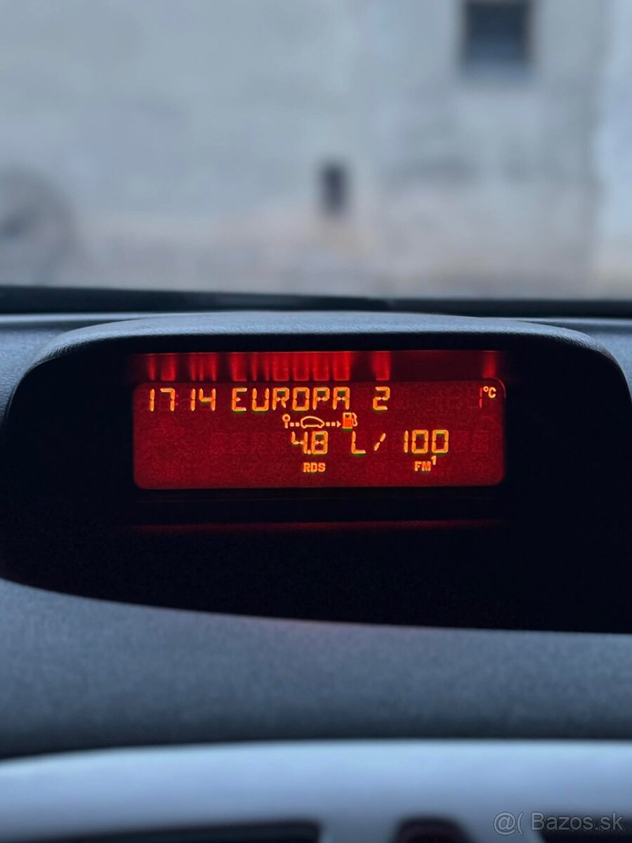 Peugeot 307 1.6 HDi 66kW - 9