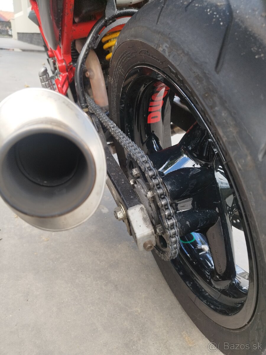 Ducati Monster 900 - 9