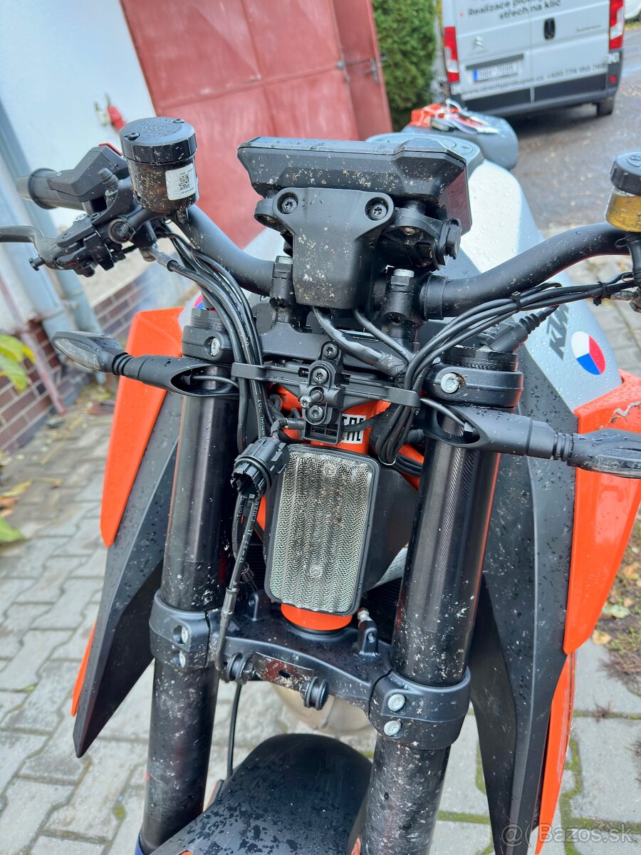 Ktm 1290 super duke R evo - 9