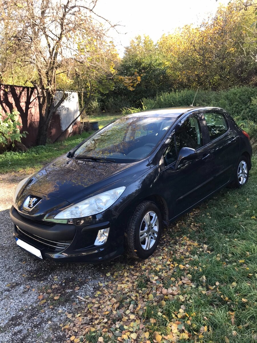 Peugeot 308, 1.4 16V 72kW, r.2010, 162 000km, STK+EK 10/2026 - 9